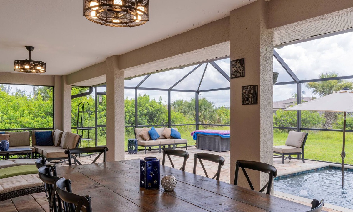 South Gulf Cove House | "Sunset Serenity" 5-bed 3-bath, (2 ensuite) home w/ Heated Pool, sleeps 10