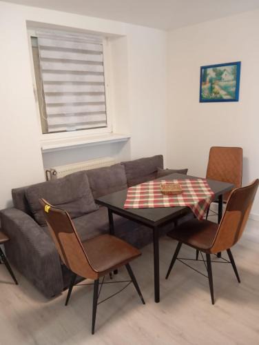 Teuchern Apartment | Teuchern