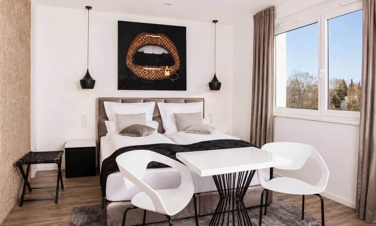 Schmargendorf Apartment | The Faces | Compact Studio | 310