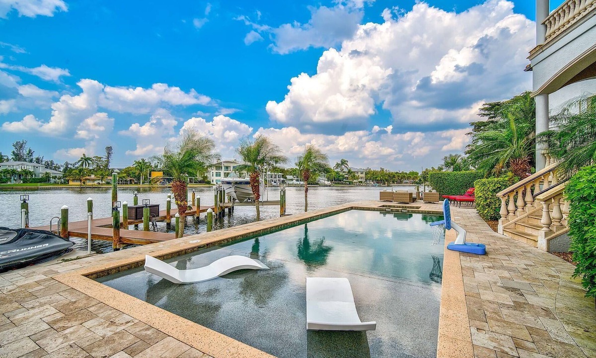 Bay Isle House | The Lookout - 891 “Siesta Key’