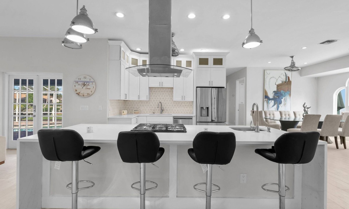 Estero House | The W at Park Place- Pool & Spa