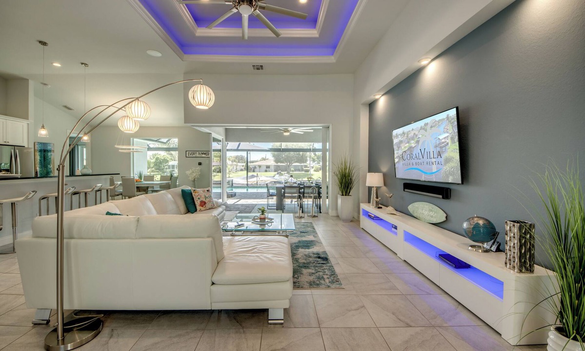 Caloosahatchee Villa | Villa Endless Summer - modern, south facing, incl. kayak, SUP, tube, for boaters