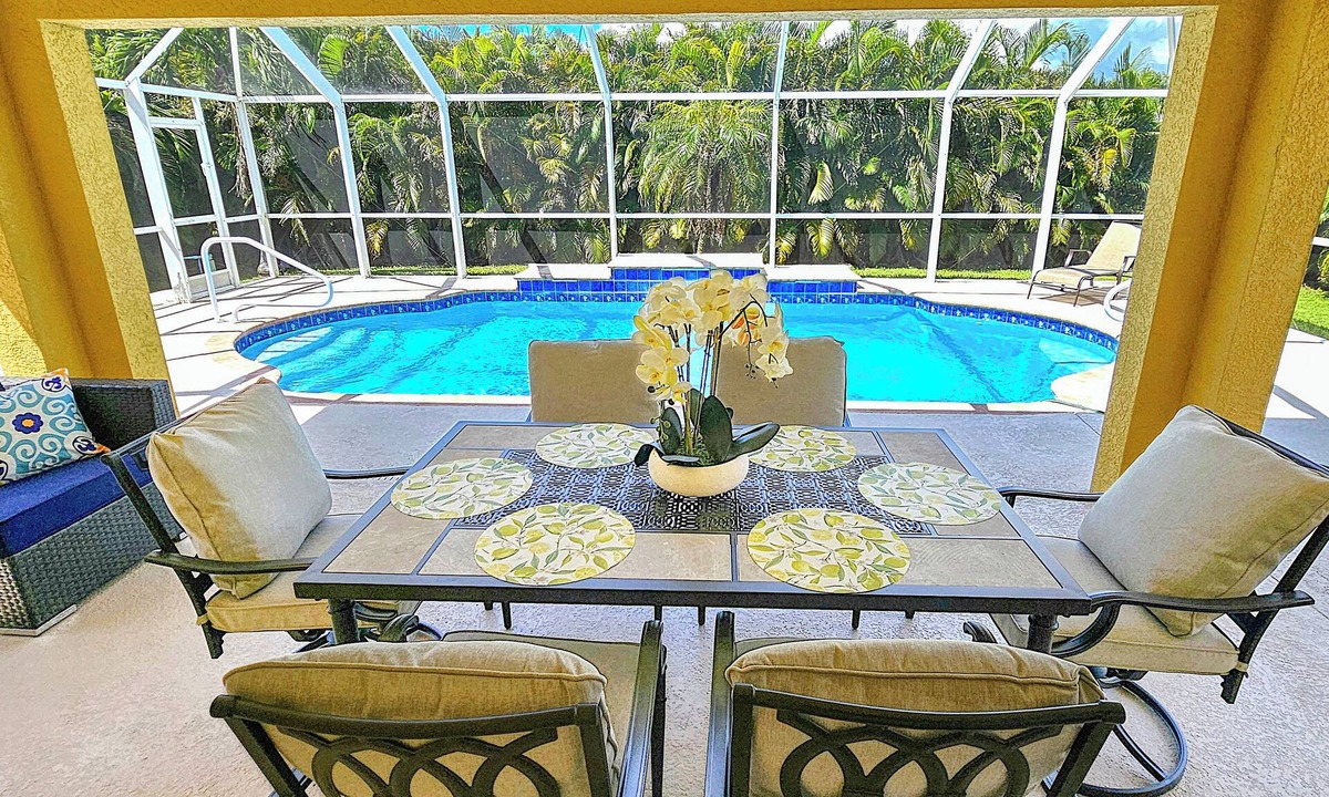 Burnt Store Villa | "Villa Wellingta" with heated pool and lots of privacy!
