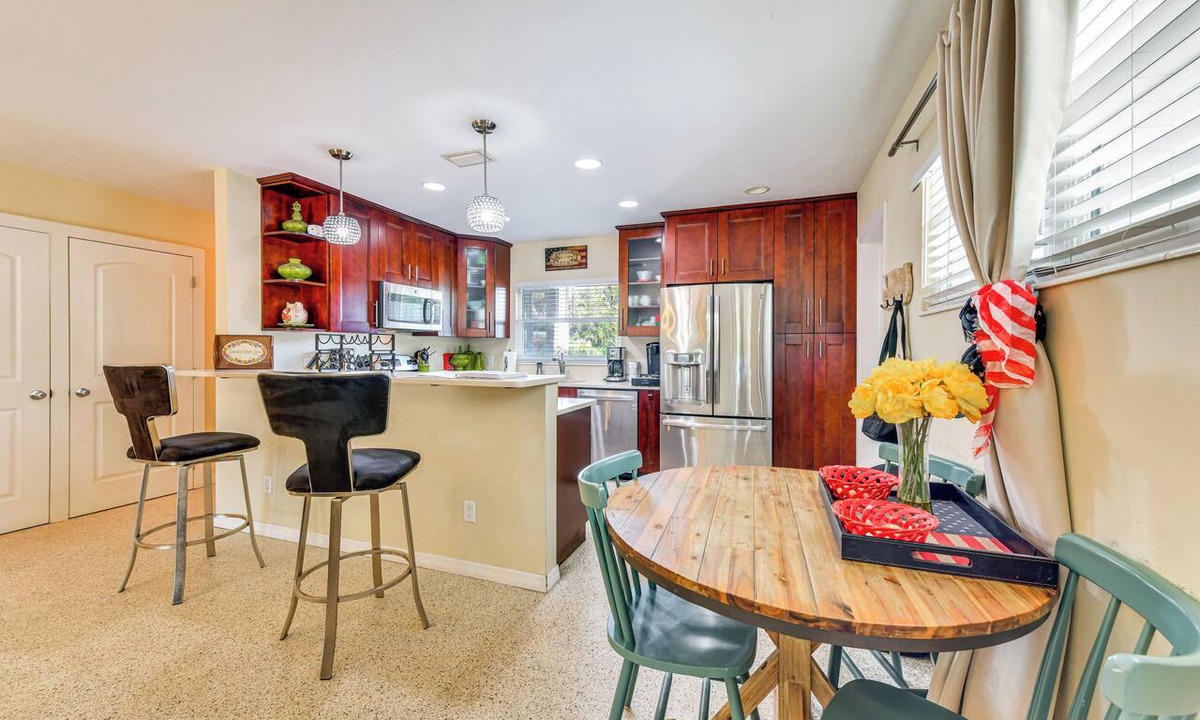 Arlington Park House | Walk to Park & Pool: Sarasota Family Home w/Yard