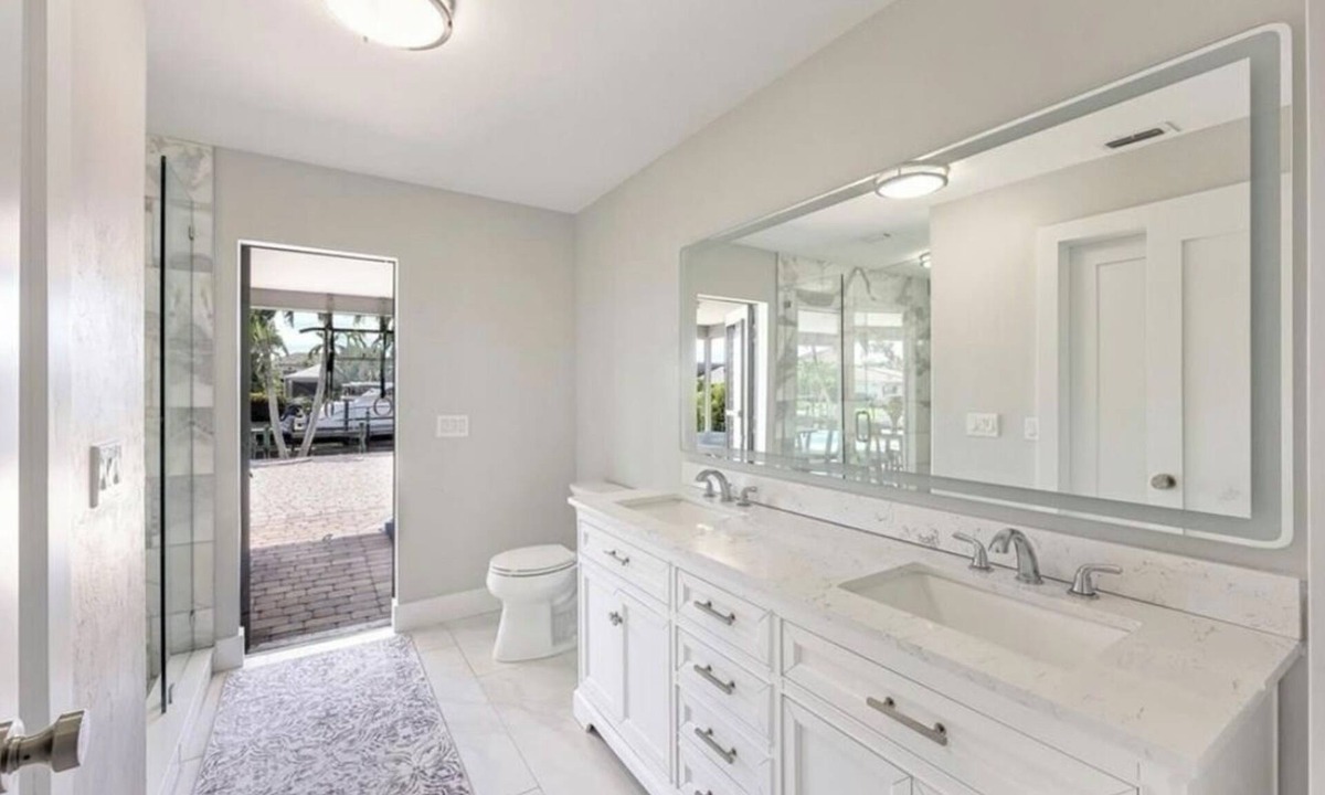 Palmetto Point House | Watch dolphins and manatees from your backyard absolutely amazinG