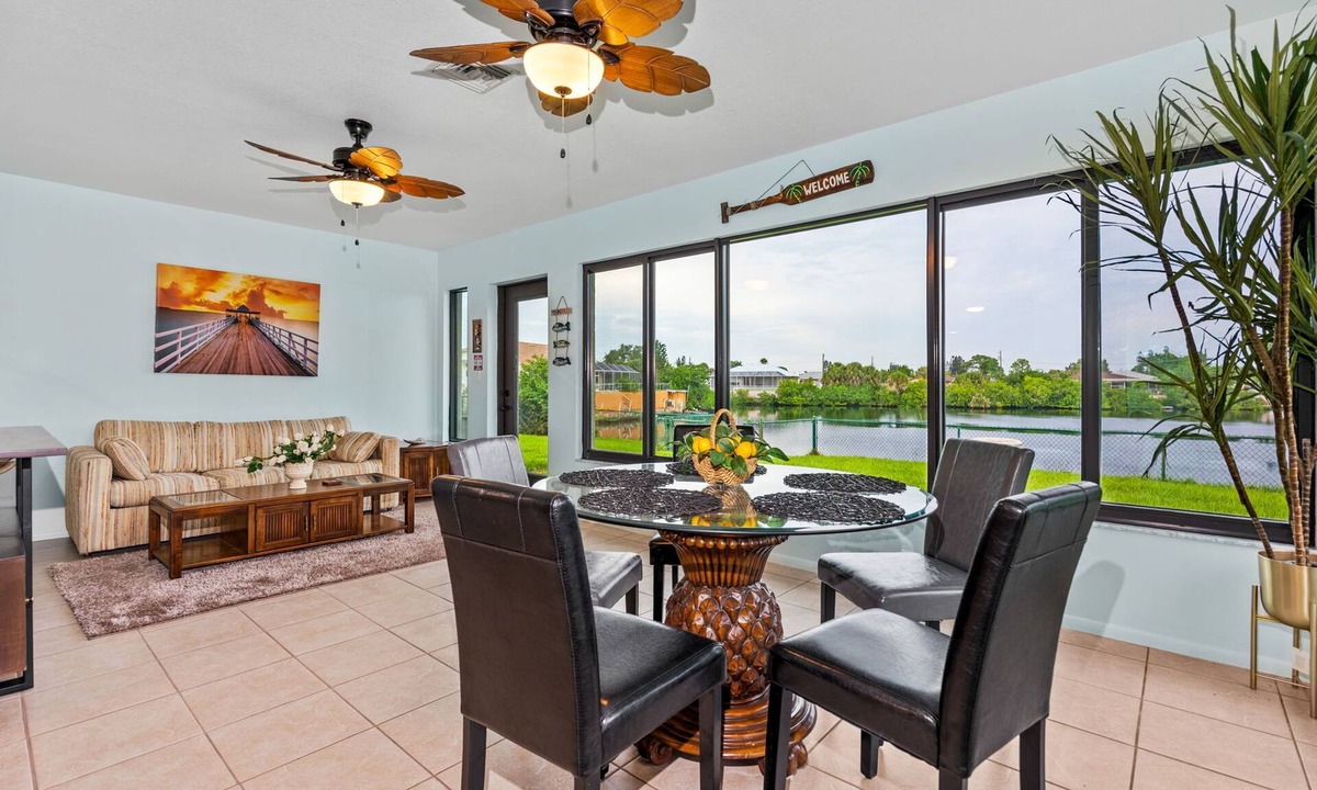 Warm Mineral Springs House | Waterfront Vacation Home at Warm Mineral Springs