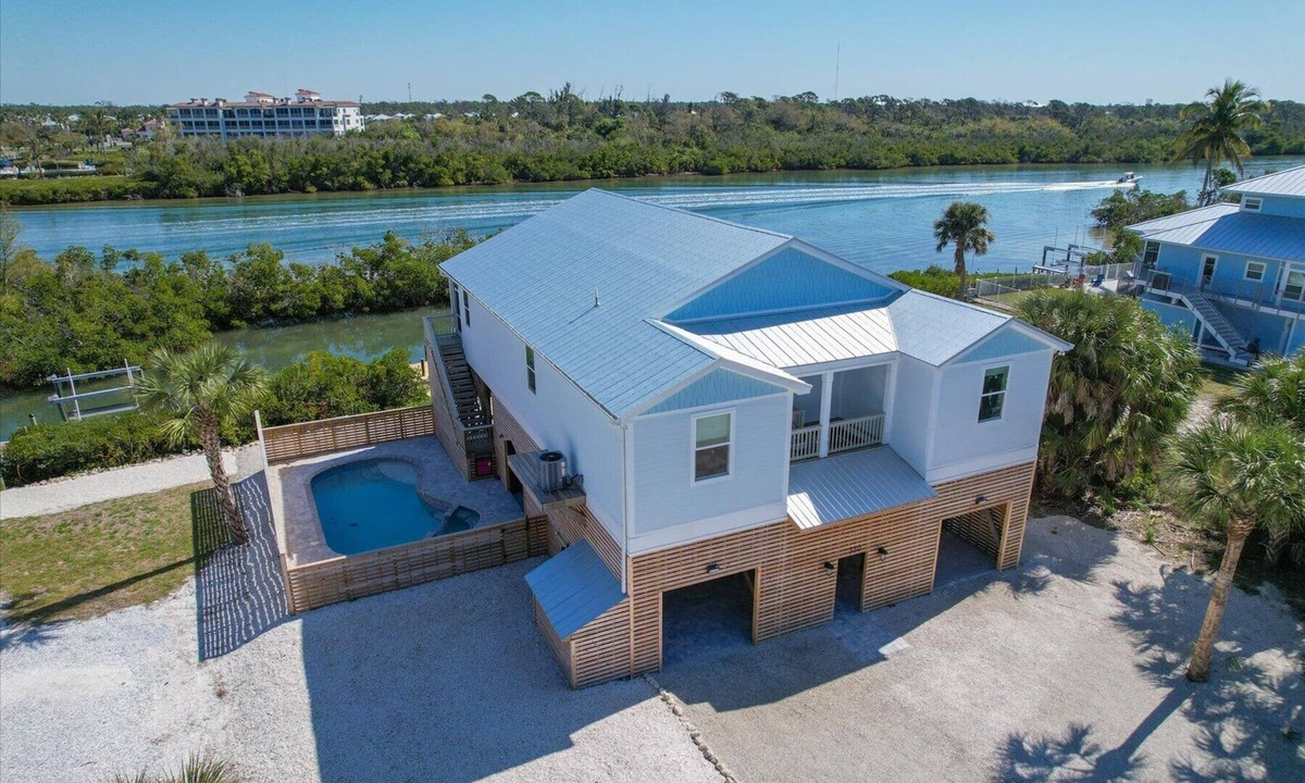 Cape Haze House | Welcome to the Tipsy Turtle: Luxury 4 bedroom home with Pool and Private Dock on Palm Island