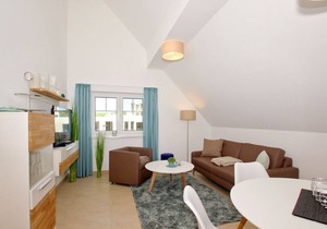 Beachfront vacation rental with a balcony, access to the pool and sauna - Rex Rugia H-1010 - in Göhren