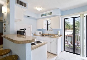 🌿 Cozy Garden-View Studio — Comfort & Charm at Gulf Winds Resort in ST PETE BEACH