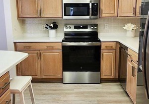 Daydreaming of a getaway with beach days, dips in the pool, local dining and fun filled adventurous days. Let your adventure begin at Island Winds, condo 522!