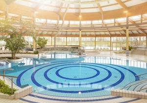 Meeresblick Residenzen Ferienwohnung 21 mit Sauna- und Schwimmbadnutzung im AHOI Sellin in Gohren