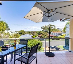 Leonard Avenue Townhouse Air Con 