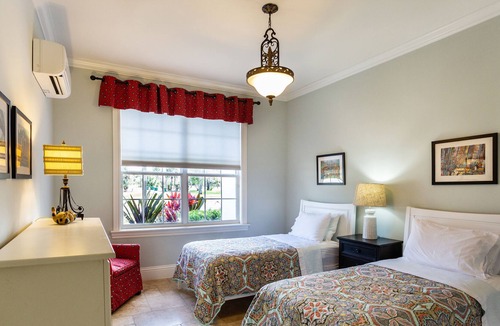 Rural Estates House | 1 bed / shared bath Suite 08A in Naples, FL Bed & Breakfast. Fully furnished with amenities.