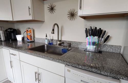 Warm Mineral Springs Apartment | #1 Vacation near Mineral Springs
