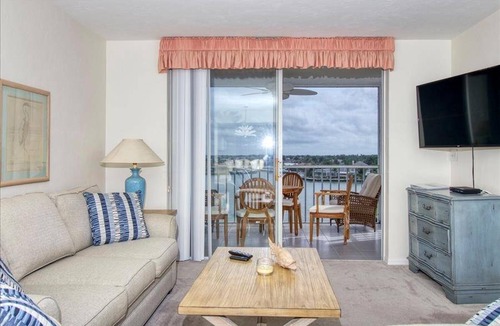 Marco Island Condo | 119 m² Condo ∙ 2 bedrooms ∙ 4 guests