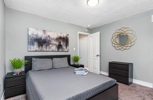 Safety Harbor Apartment | 1BR to 4BR House near Clearwater Beach with Swimming Pool