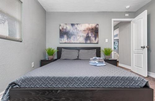 Safety Harbor Apartment | 1BR to 4BR House near Clearwater Beach with Swimming Pool