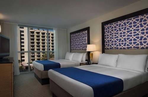 Marco Island Resort | 2 Marco Island Crystal Shores Beachfront Resort!