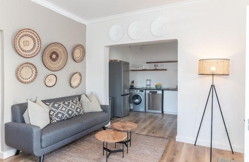 Redhill House | 2 on Hope