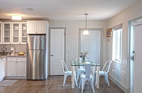 Palmetto Bay Apartment | 2BR 4 Beds by Miami SoFi Vacation Rentals Tucked in a quiet Palmetto Bay neighborhood, this property offers stylish 2BR/1BA stays with thoughtful design, outdoor spaces, and easy access to parks, dining, and Miami hotspots.