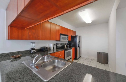Brickell Condo | 2BR Condo | Free Parking | Sleeps 8