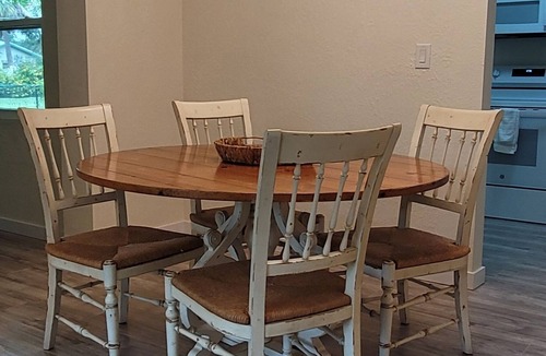 Sunset Park House | 3 bedroom 1 bath house in the McGregor Corridor in Fort Myers