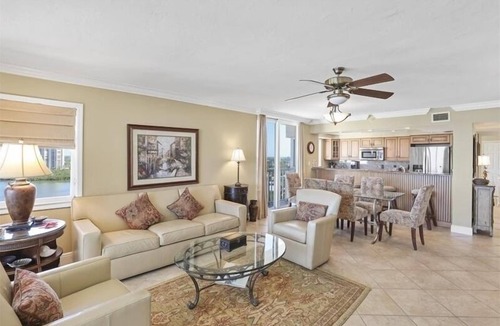 Park Shore Condo | 3 bedroom 12th floor beachfront condo - CL1204