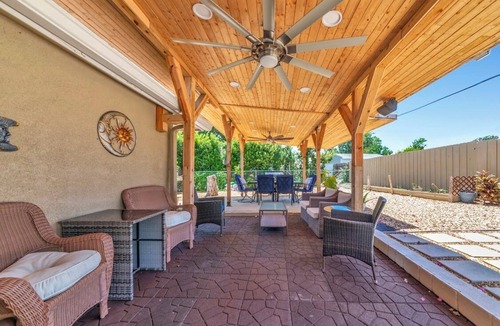 Trailer Estates House | 3-bedroom house in charming Bradenton minutes frm Sarasota and Bradenton beaches