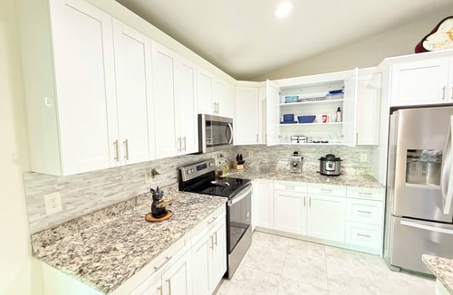 Joel House | 3-bedroom house in lovely Lehigh Acres with AC comfort