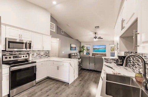 Mariner House | 3 BR Private Salt Water Heated Pool Home with Large Outdoor Patio!