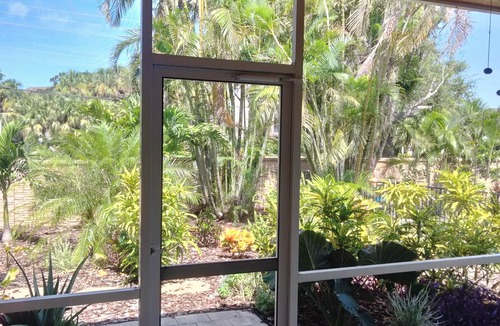 Whitney Beach Villa | 3 BR villa in lovely Bradenton minutes from gorgeous Anna Maria Island beaches.