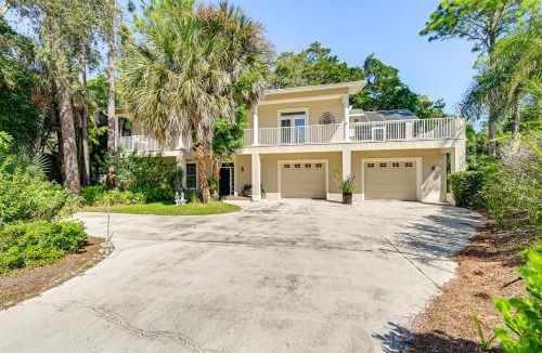 Kings Lake House | 3 Mi to 5th Ave South: Quiet Getaway w/Garden