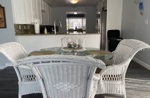 Yacht Club House | 3BD/3BA w/Electric Dock/Heated Pool; SUMMER VACA; Gulf Access – BUDGET FRIENDLY!