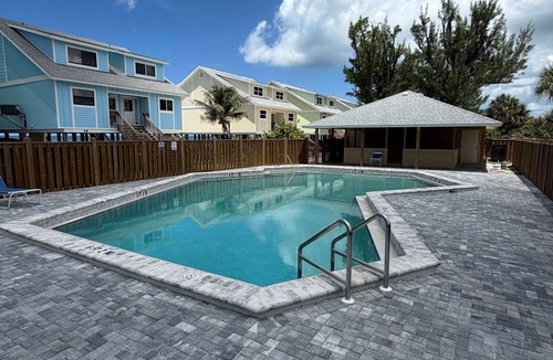 Palm Island House | 4 Bedroom home directly across the street from the beach!