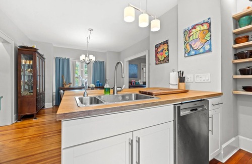 Crescent Lake House | 4BR Historic Home Near Downtown | Pool & Courtyard