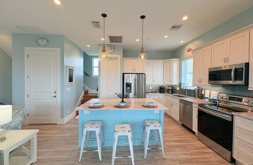 North Captiva House | 4BR North Captiva Home with Heated Pool and Golf Cart