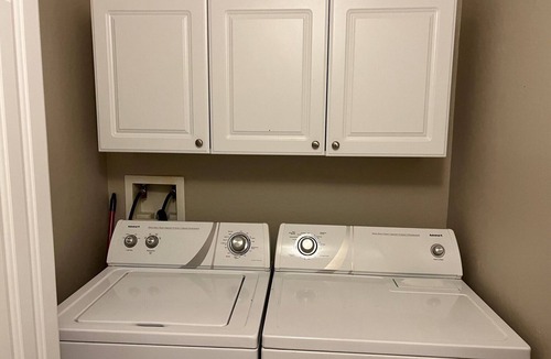 St. Petersburg Condo | 4th Floor 2 Bedroom/2 Bath Condo in Downtown St Pete with view of water.