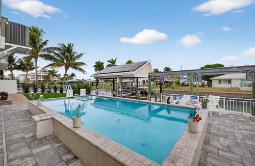 South Island House | 5 Bedroom - Luxury Home - Close to Beach - Lemon Drop Home