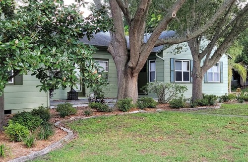 St. Petersburg House | 5-Room Apt. Pool & Gardens , Near Downtown-monthly only