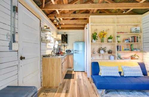Rutherfordton Apartment | 6 Mi to Dtwn! Couples Retreat in Rutherfordton