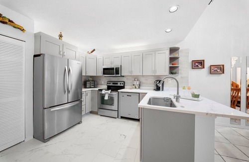 Pine Ridge House | 75 Emerald Woods Drive G2