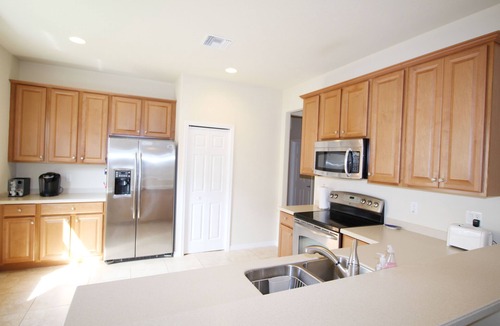 Braden River House | 8920 Amazing lake view pool/spa house with a golf membership