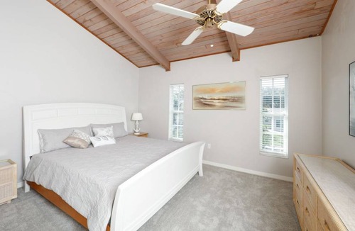 Grove City Villa | 93 m² Villa ∙ 2 bedrooms ∙ 6 guests