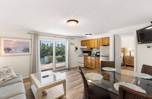 Nokomis Condo | A Beach Retreat