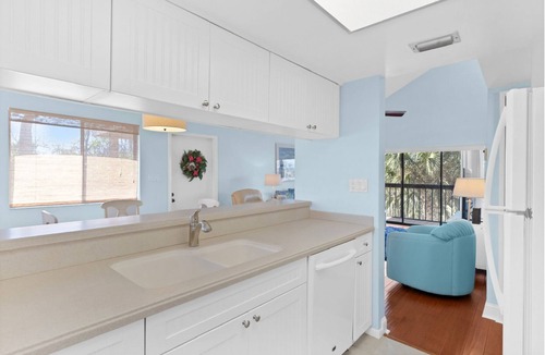 The Dunes House | 🏝️After Dune Delight - Walk to Beach - Bikes + Patio + No Periwinkle Gridlock!