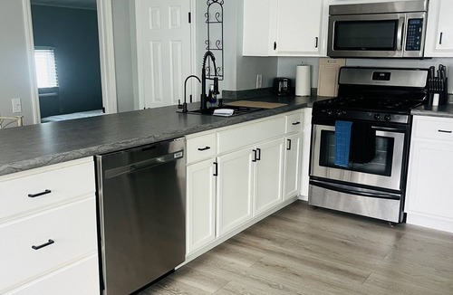 North Fort Myers House | Airy 2-Bedroom House in N. Ft. Myers, Close to Beaches, Spring Training & More!
