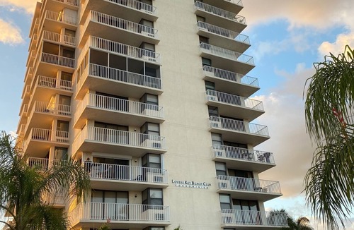 Fort Myers Beach Condo | Amazing views of the Gulf with a private beach! Lovers Key Beach Club #801
