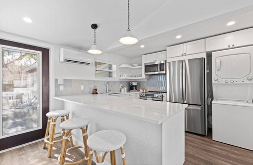 Boca Grande Apartment | Anchor Inn 02 | 1BR/1BA Boca Grande, Chic Comfort
