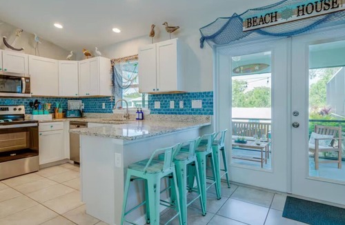 Englewood East House | Aqua Oasis: Family-Friendly Home + Private Pool Minutes from the beach