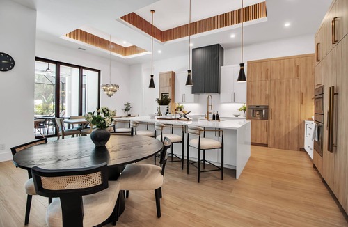 Arlington Park House | Arlington Oasis - Luxury 5 Bed Home, Heated Pool, E-bikes by The Bay & Key Collection